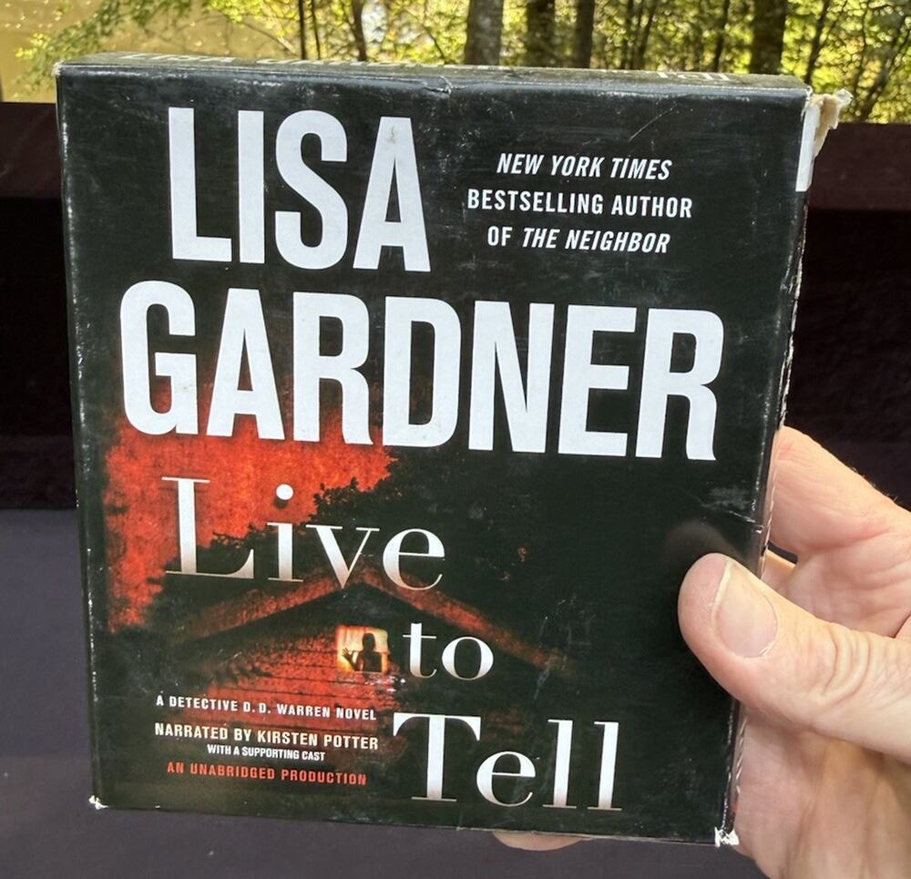 Live to Tell by Lisa Gardner D. D. Warren #4 Unabridged CD Audio Book EUC -B4